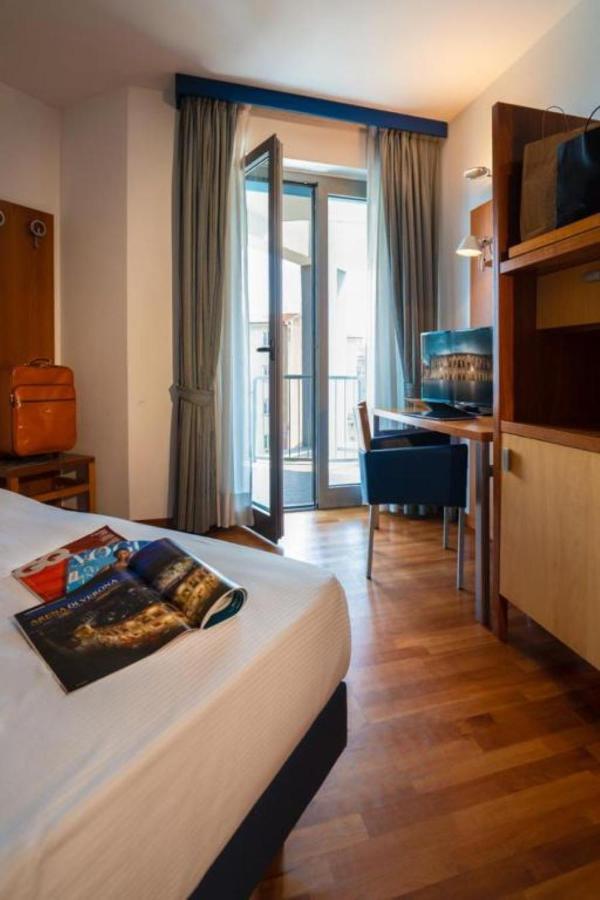 Western Fiera Hotel